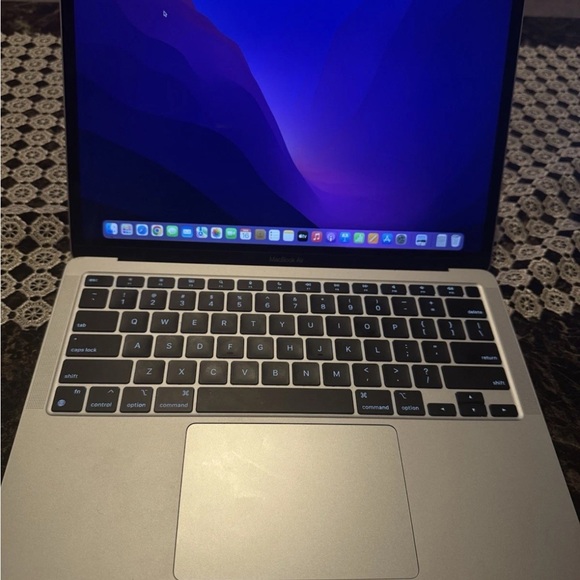 New Apple MacBook 13 inch 2020 256 gb- SilverJust opener the box- new